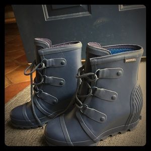 Joan of Arc Sorel boots size 8 1/2